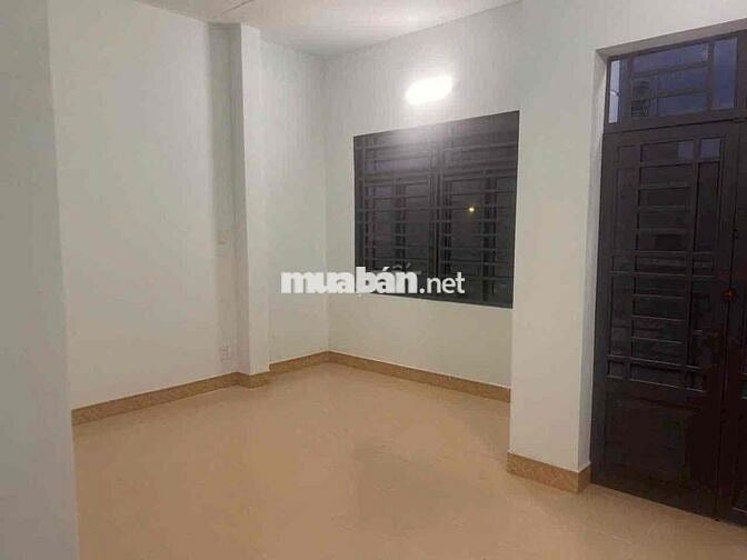 Cho thuê nhà đường 6 Linh Tây gần chợ thủ đức 3PN 3WC giá 12,5tr