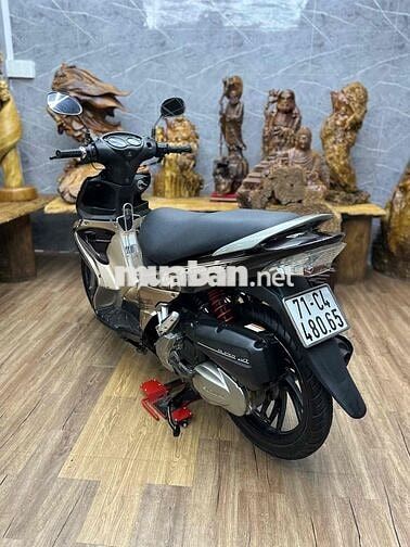 Suzuki Hayate dàn áo liền lạc, máy êm ru