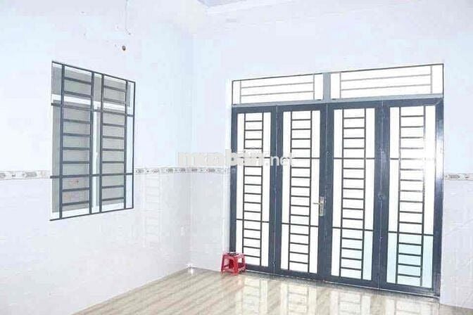 Cho thuê nhà đường ô tô Lê Văn Chí 2PN 4WC giá 10tr/th
