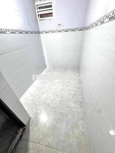 CHO THUÊ NHÀ HẺM NGUYÊN CĂN SÂN RỘNG 1PK 2PN cách biển PHƯỚC HẢI 800m