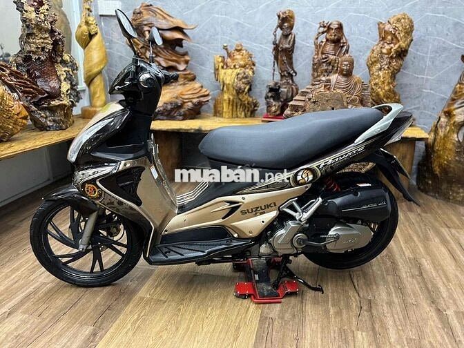 Suzuki Hayate dàn áo liền lạc, máy êm ru