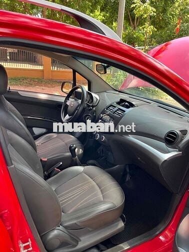 Chevrolet Spark 2024 Số sàn Đỏ