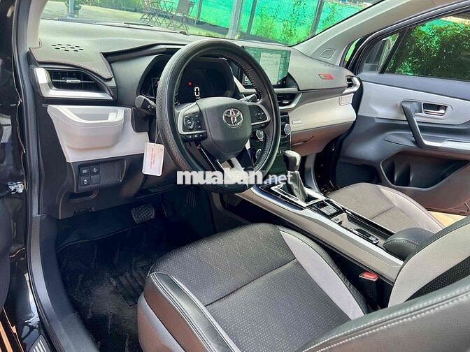 Veloz Top 2024 lướt 9.000 km 1 chủ Sài Gòn