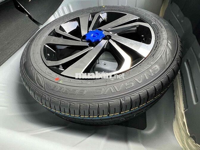 Toyota Raize 2025 Sơn rin 100% chưa dặm tút