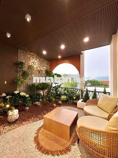 315 CHO THUÊ NHÀ 3 TẦNG KIỆT Ô TÔ HÒA MINH – GẦN BIỂN NGUYỄN TẤT THÀNH