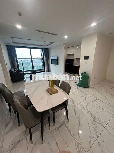 Cho thuê sunshine city 132m,4pn giá 19 triệu quận 7