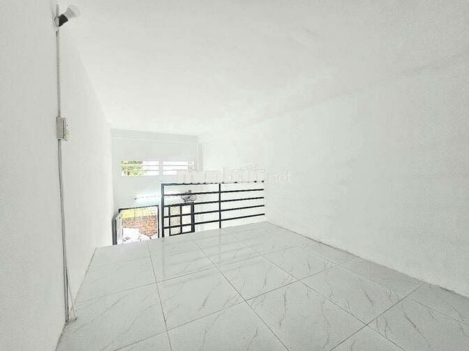 CHDV Full Ban Công Thoáng Sát ĐH HUIT - Gác Cao 2m, Giờ Tự Do, Giá SV