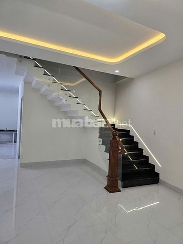 CHÍNH CHỦ BÁN NHÀ 2 MẶT TIỀN NGUYỄN TẤT THÀNH - TP. HUẾ (NỞ HẬU, KO NG