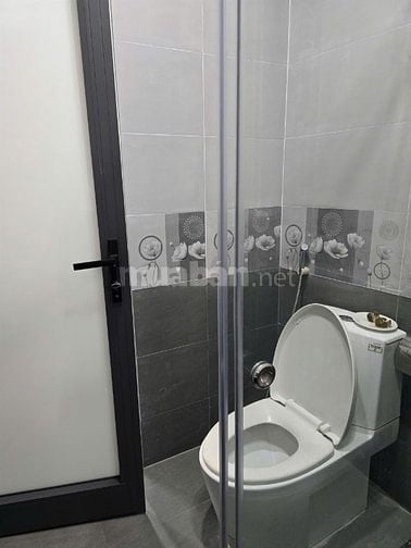 CHÍNH CHỦ BÁN NHÀ 2 MẶT TIỀN NGUYỄN TẤT THÀNH - TP. HUẾ (NỞ HẬU, KO NG