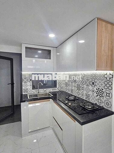 Cho thuê nhà mới nguyên căn hẻm 749 xe hơi tới nhà