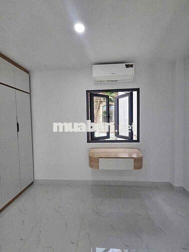 Cho thuê nhà mới nguyên căn hẻm 749 xe hơi tới nhà