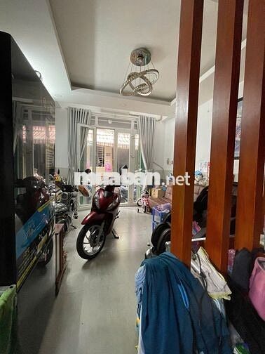Nhà HXH dt22m2 không lộ giới đúc 5 tầng 3pn Âu Cơ P10, Q. Tân Bình