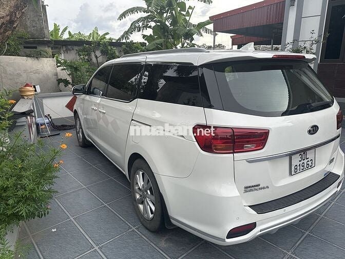 Kia Sedona 2020 Dầu 117000 km Trắng