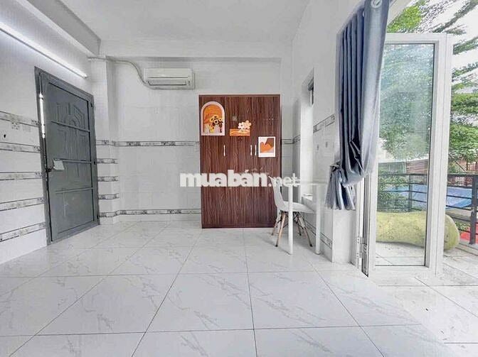 PHÒNG TRỌ DIỆN TÍCH RỘNG BAN CÔNG THOÁNG MÁT