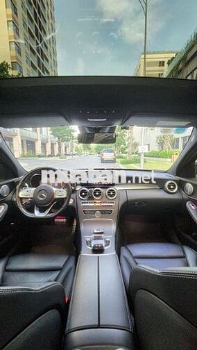 C300 AMG sx 2021 zin siêu lướt