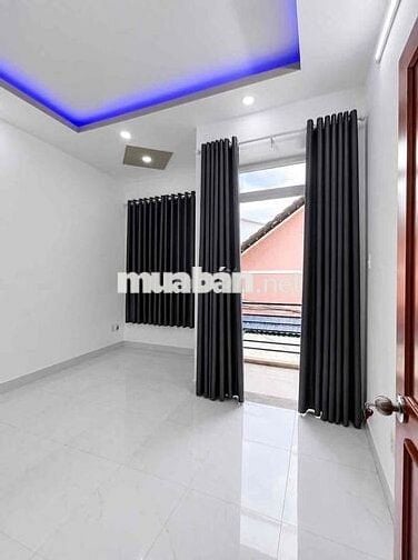 Nhà 40m2 Đường Xe Hơi Phường An Phú Đông 1 tỷ800tr Quận 12