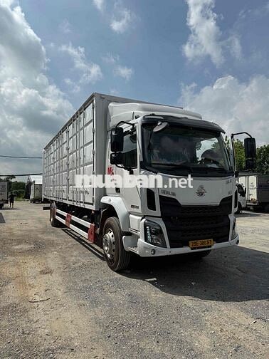 Lái xe tải chạy hàng Sân Bay Nội Bài