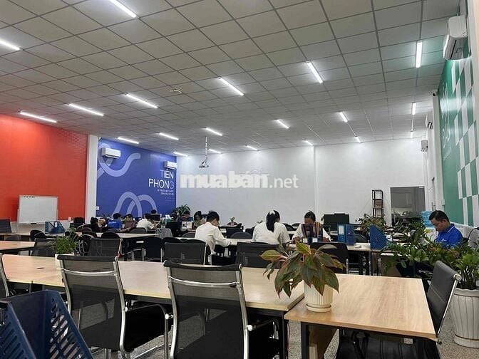 Tuyển dụng nhân viên văn phòng