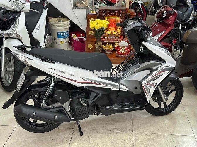 Honda Air Blade 2014 Trắng Bạc Đen.BSTP.Chich chu