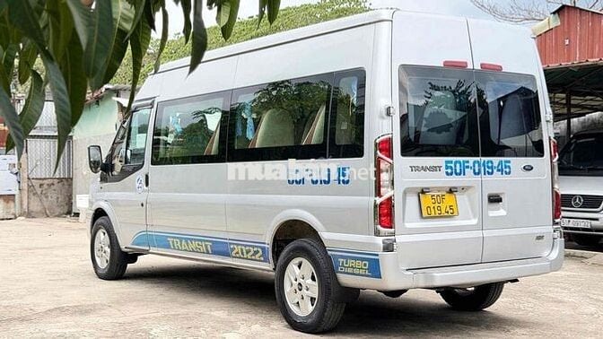 Ford Transit 2017 Bản Trung