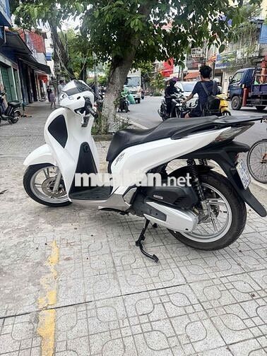 Honda SH 2019 Trắng Xe mới bóc keo