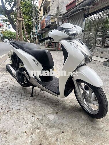 Honda SH 2019 Trắng Xe mới bóc keo