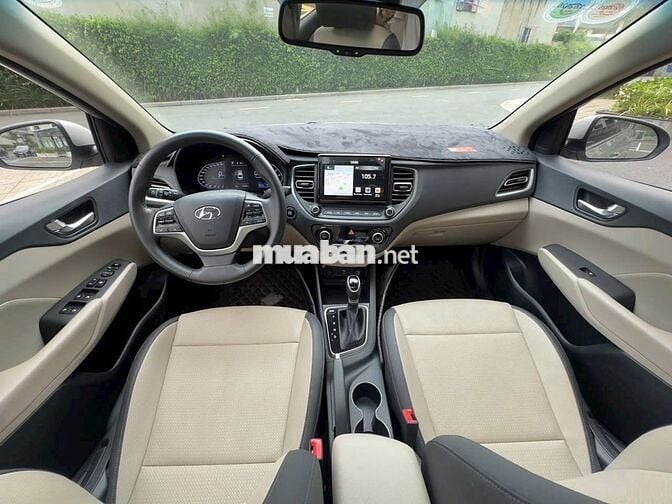 Hyundai Accent 2022 1.4 ATH đặc biệt Bạc
