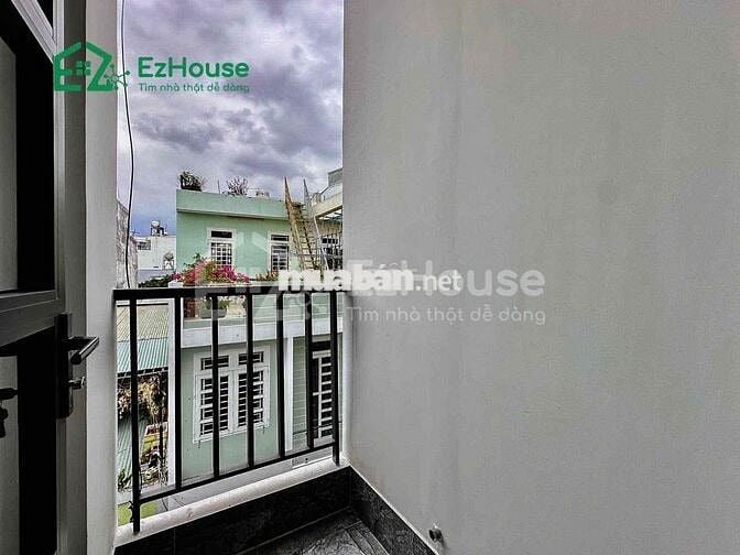 CĂN HỘ DẠNG DUPLEX FULL NỘI THẤT CÓ BAN CÔNG GẦN VÒNG XOAY LÊ ĐẠI HÀNH