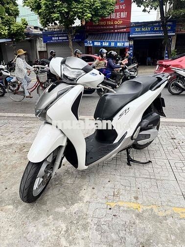 Honda SH 2019 Trắng Xe mới bóc keo