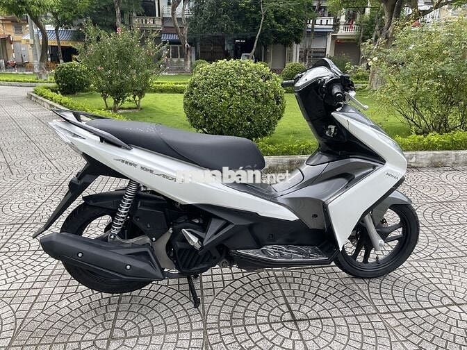Honda Air Blade 125 Trắng
