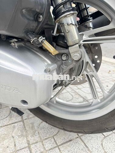 Honda SH 2019 Trắng Xe mới bóc keo