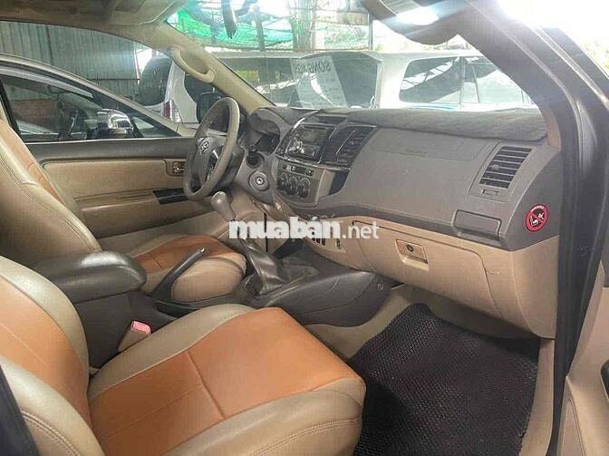 Toyota Fortuner 2013 Xám Số sàn