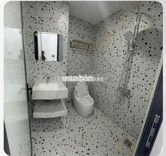 cho thuê nhà hẻm 3/2, gàn nhà hát Hoà Bình, 4 tầng