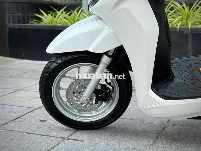Honda Lead125 Smartkey 2025 Trắng Classic Lead
