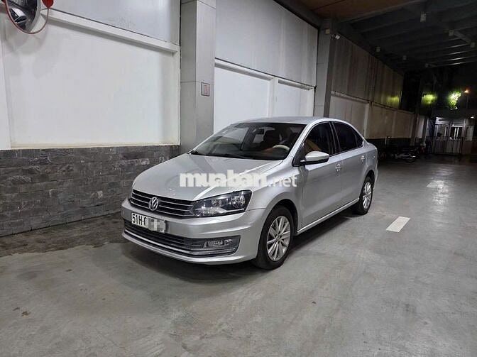 Volkswagen Polo 1.6 AT 2016 Bạc