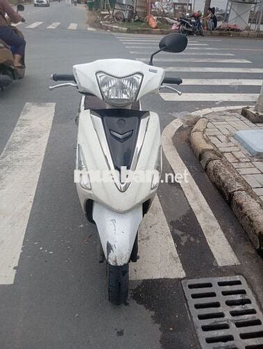 Yamaha Acruzo 2016 Trắng