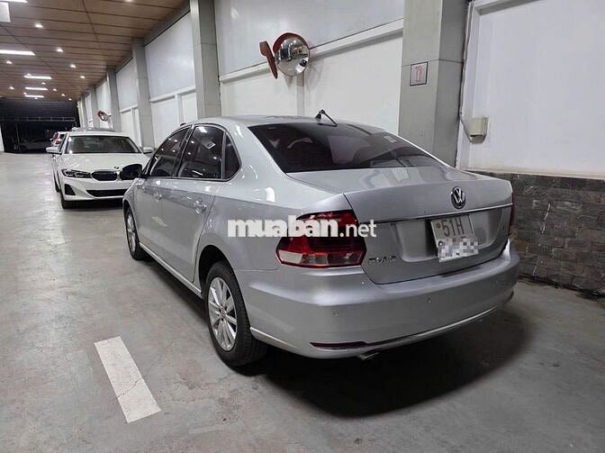 Volkswagen Polo 1.6 AT 2016 Bạc
