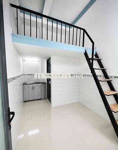Do về quê gấp nên em pass lại phòng vào ở liền ( hỗ trọ cọc 1tr)