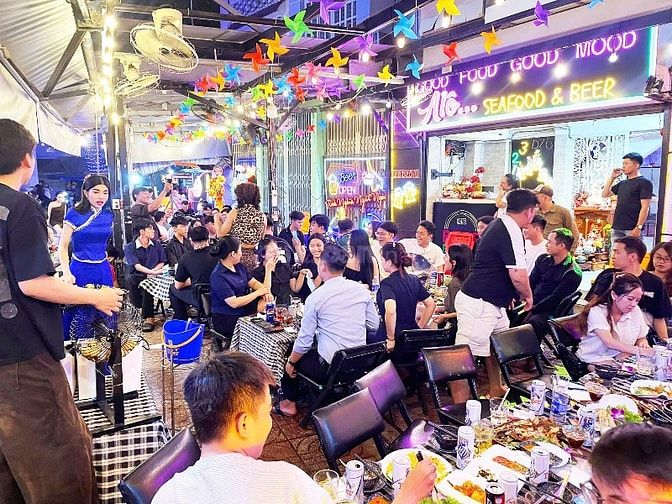Sang nhượng nhà hàng Alo Quán quận 4