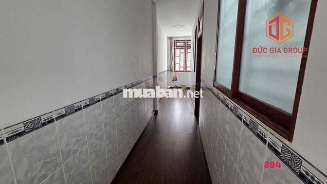 Bán nhà 1 trệt 2 lầu khu dân cư Tân Phong