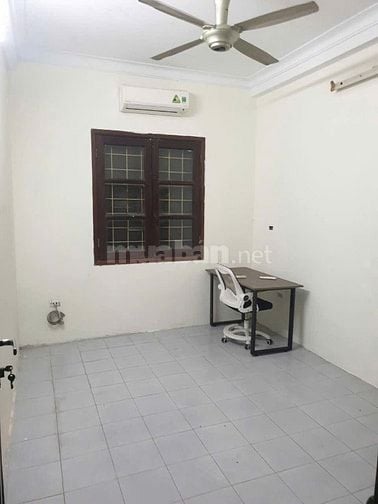 Cho thuê nhà 5 tầng mới phố Đội Cấn - Linh Lang 