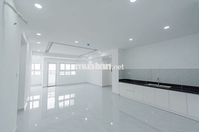 Conic Boulevard căn góc 3PN 114m2 tầng 15 giá 3,9 tỷ NH hỗ trợ 2,3 tỷ