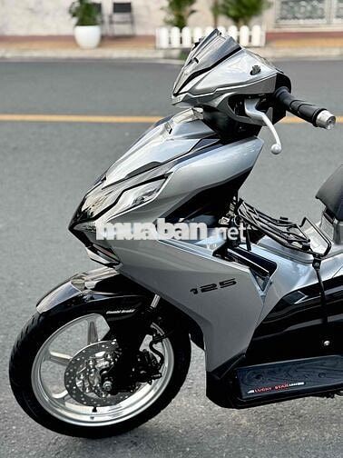 Airblade 125 mẫu 2022 máy2Val bạc đen bstp 9chủ
