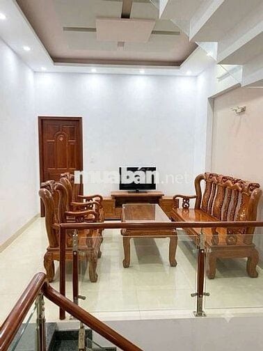 Bán nhà 1 trệt 3 lầu đường D12 khu dân cư D2D