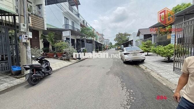 Bán nhà 1 trệt 2 lầu khu dân cư Tân Phong