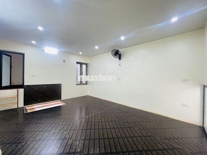Bán đất tặng nhà mặt đường Bùi Viện gần bến xe Vĩnh Niệm