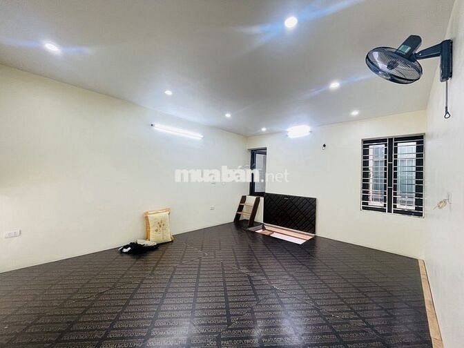 Bán đất tặng nhà mặt đường Bùi Viện gần bến xe Vĩnh Niệm