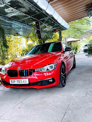 Bán xe BMW 320i sx năm 2016. Bình Thạnh