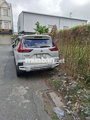 Mitsubishi Xpander Cross 2022 Trắng 7 chỗ