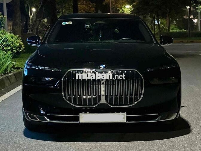 BMW 740i Pure Excellence 2023 Đen 4700km